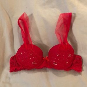 VS Holiday Bra